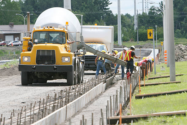 Best Concrete Sidewalk Installation  in Lancaster, TX